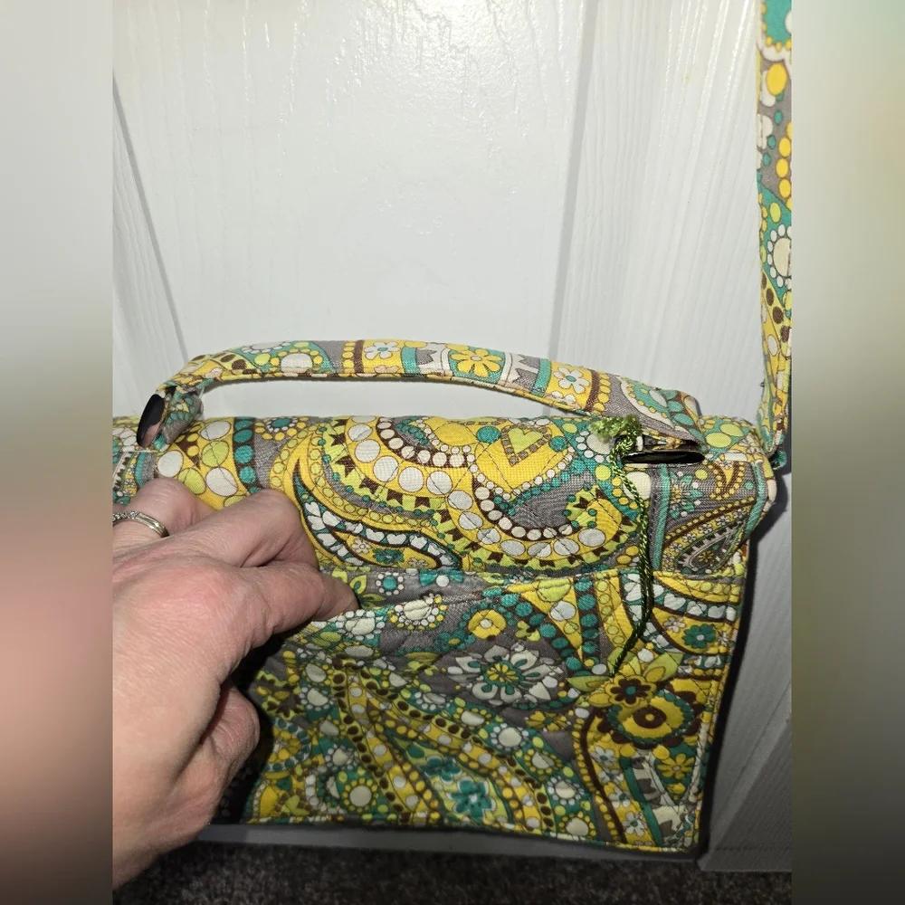 Vera Bradley top any